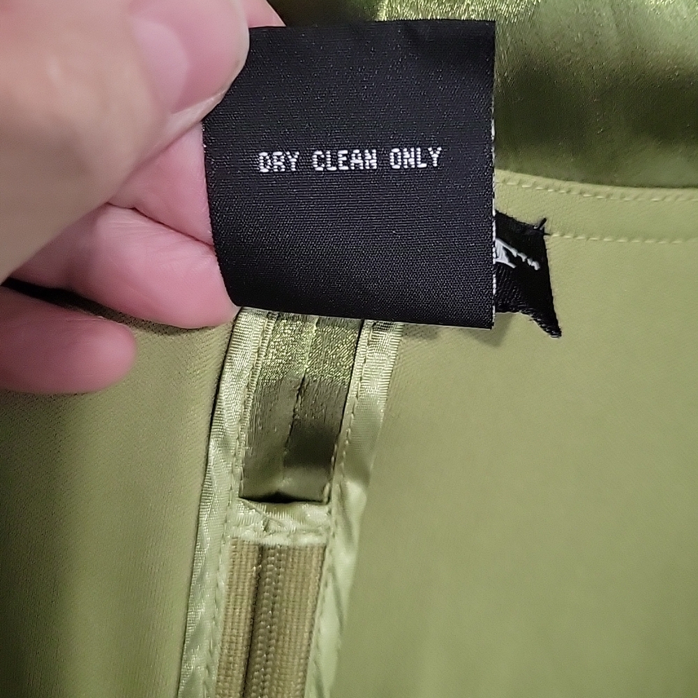 Cachet Olive Green Women's Top - Picture 3 of 11